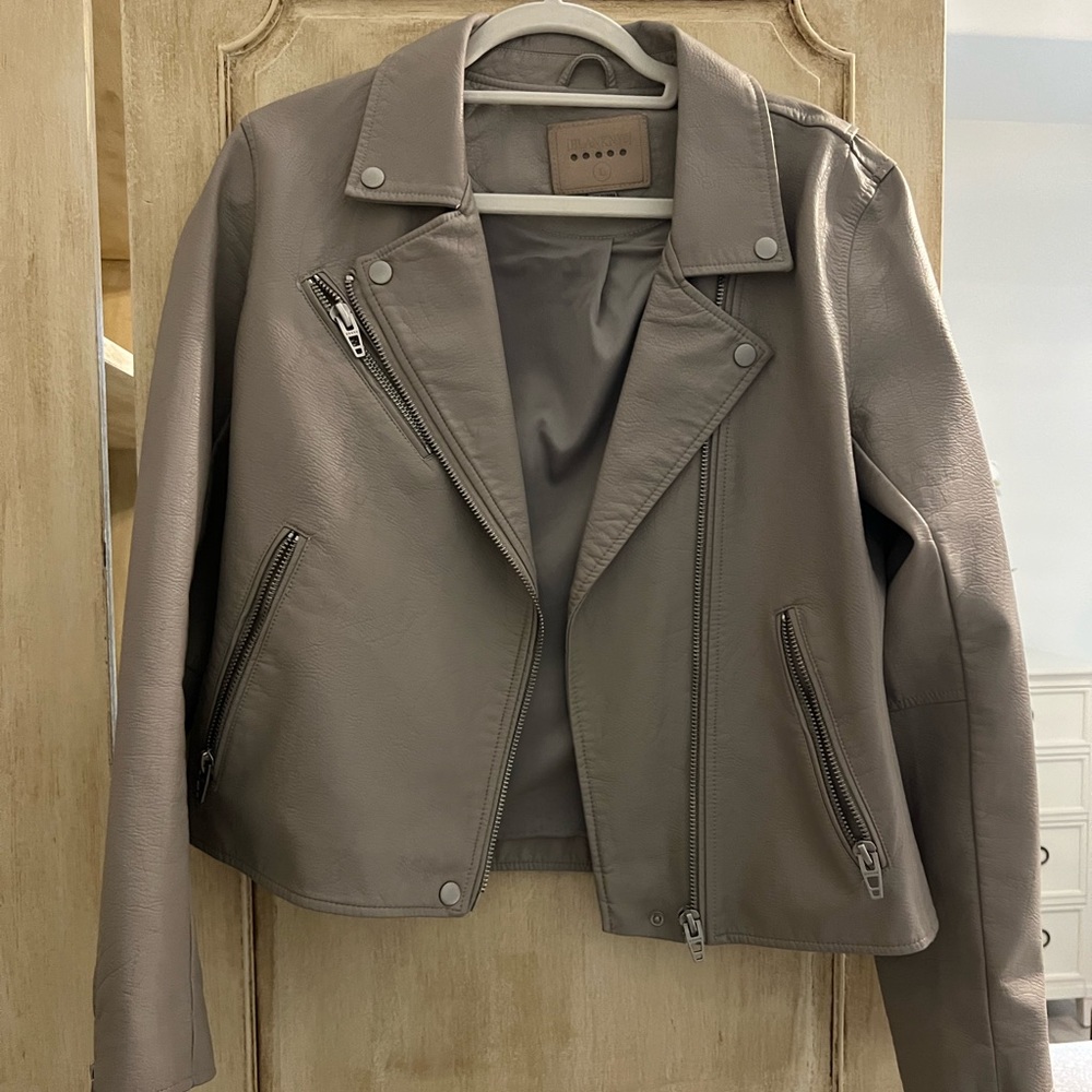 Blank nyc grey leather jacket. NWT. Large.
